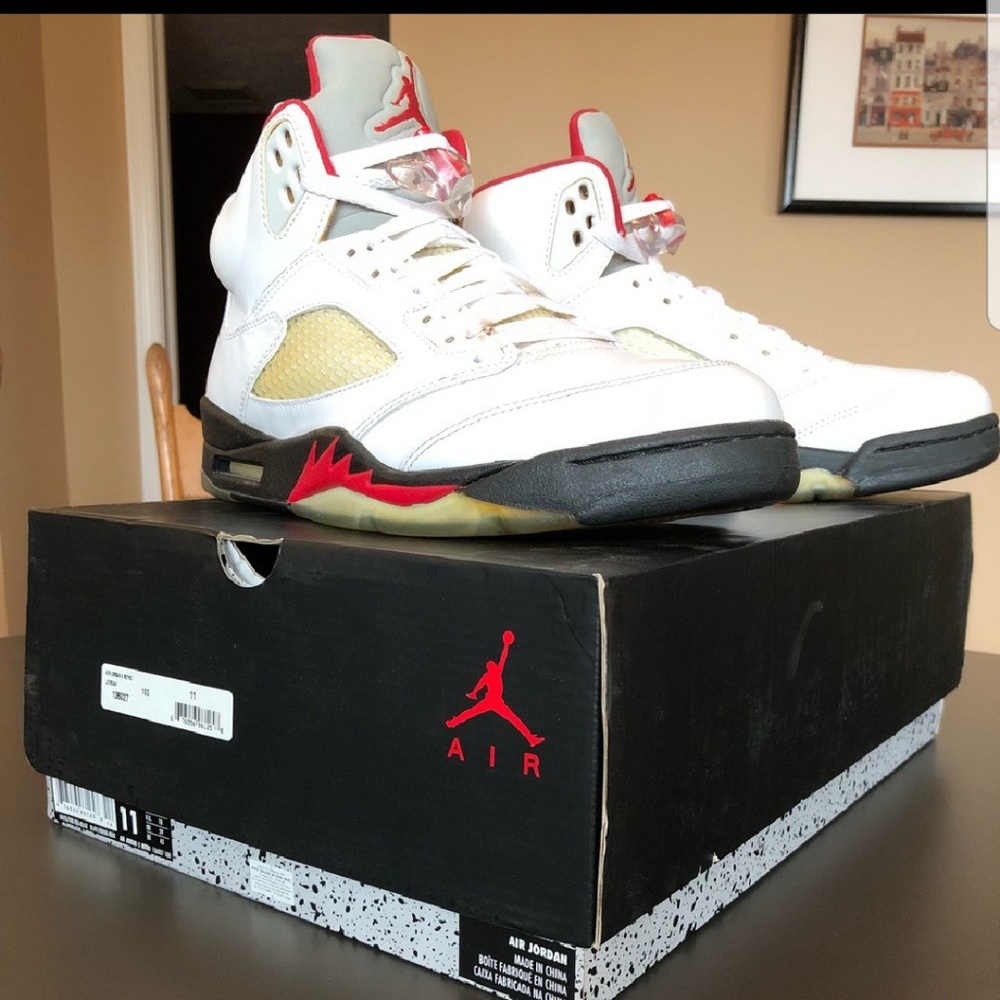 Jordan retro 5s fire reds sz11